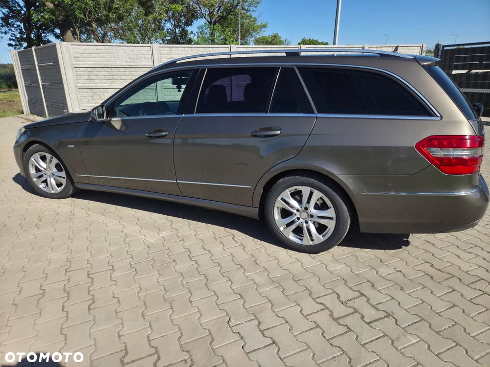 Mercedes-Benz Klasa E 350 CDI 4-Matic BlueEff - 14