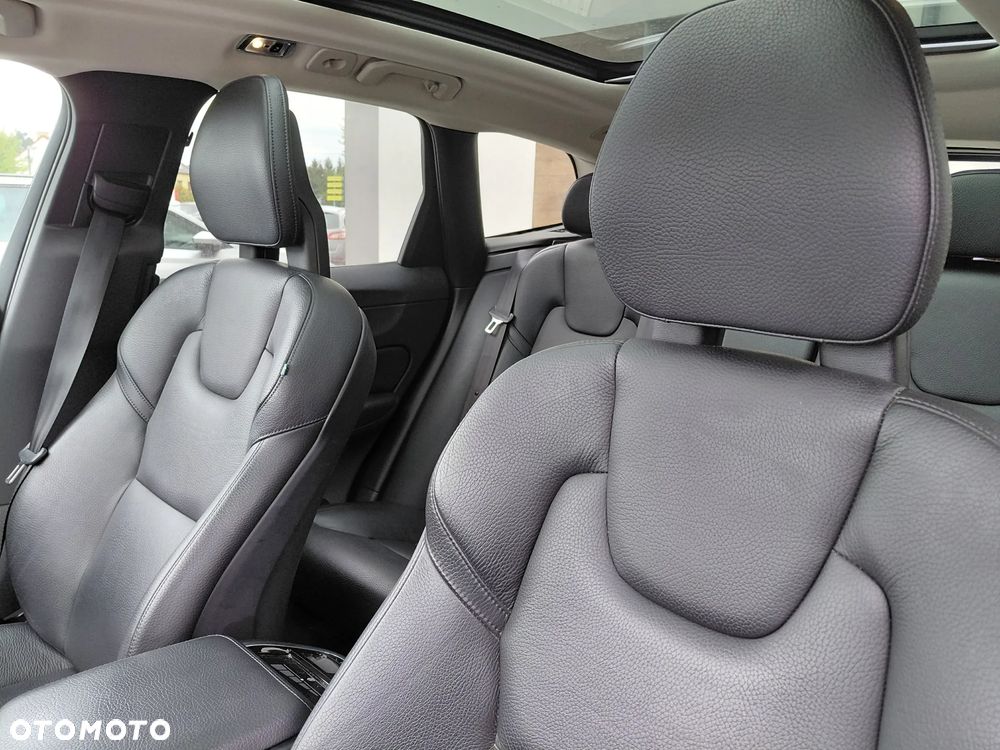 Volvo XC 60 D4 AWD Inscription - 9