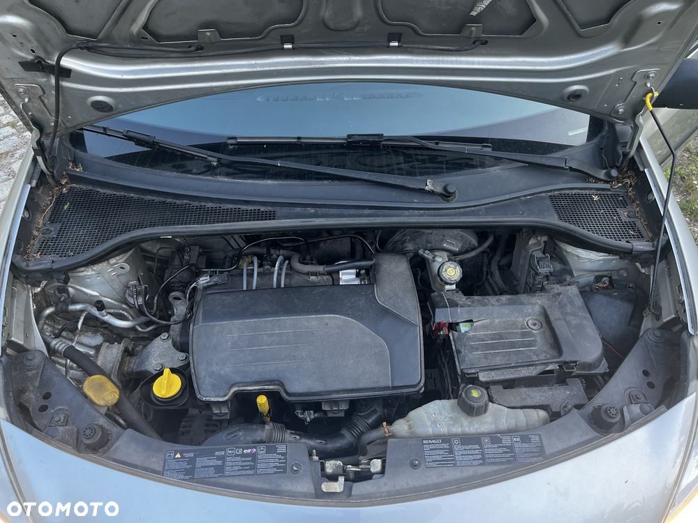 Renault Clio - 6