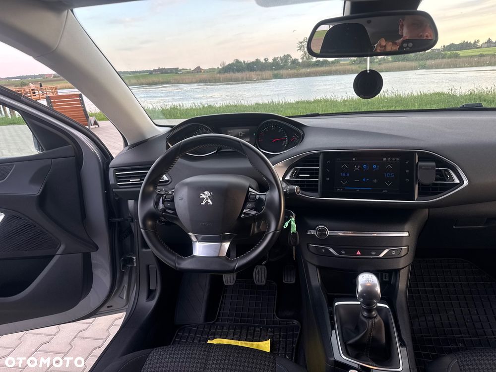 Peugeot 308 1.5 BlueHDi Business Line S&S - 6