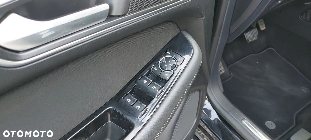 Ford S-Max - 22