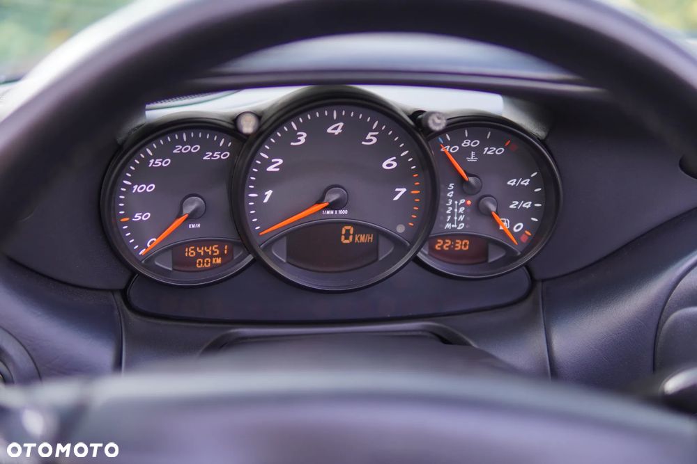 Porsche Boxster - 8