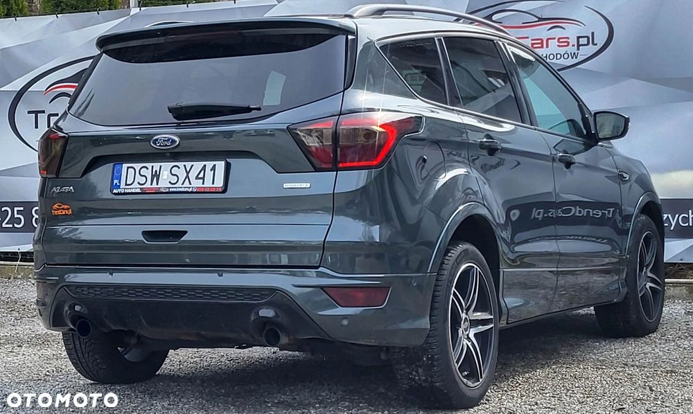 Ford Kuga 1.5 EcoBoost 2x4 ST-Line - 28
