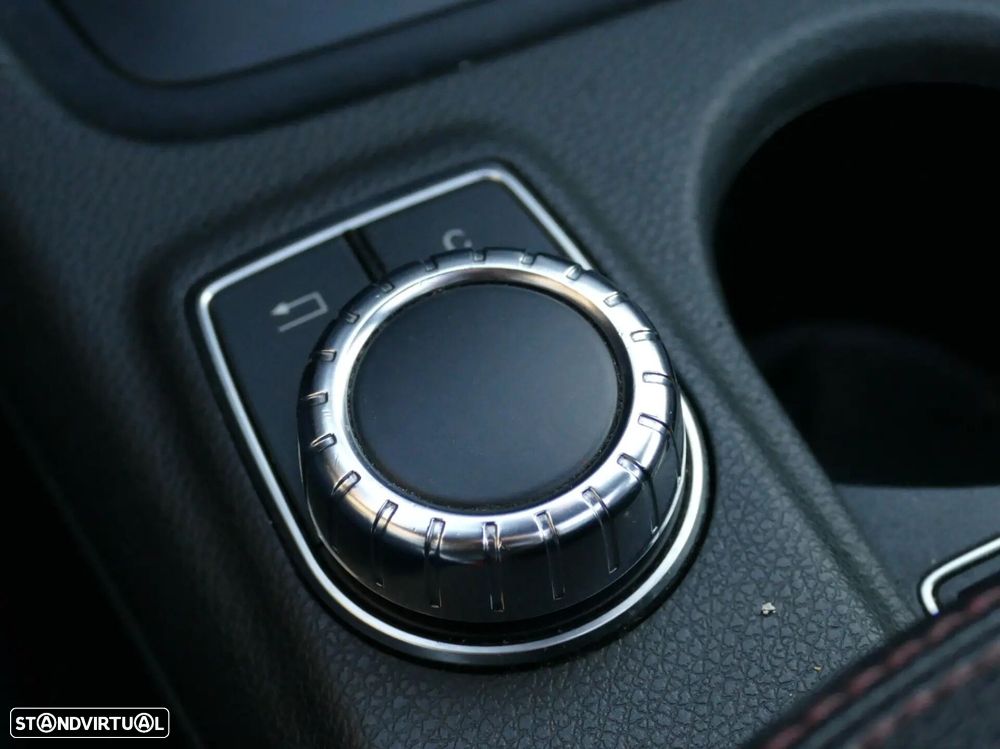 Mercedes-Benz CLA 220 CDI AMG Line Aut. - 23