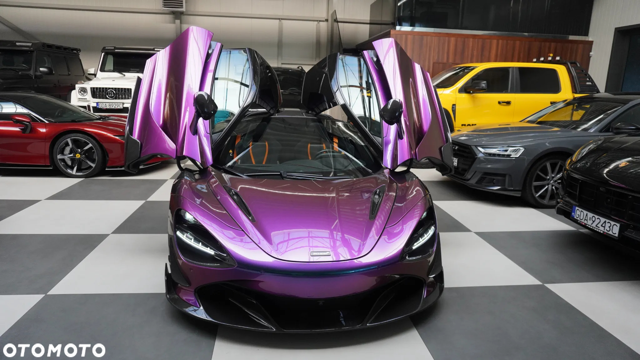 McLaren 720S Coupe Performance - 17