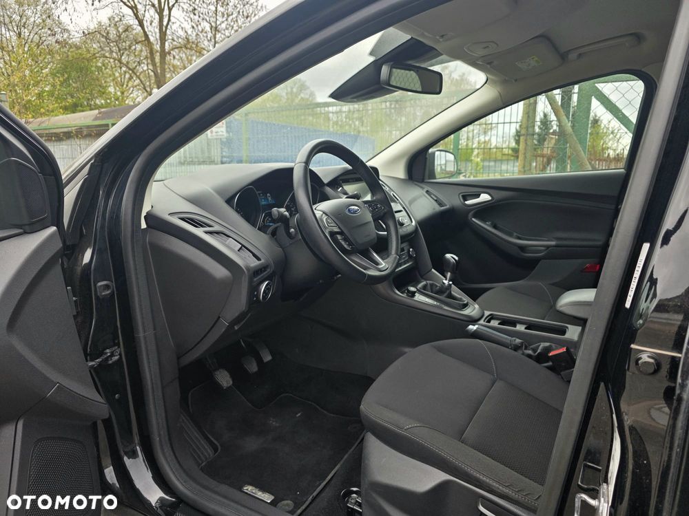 Ford Focus - 16