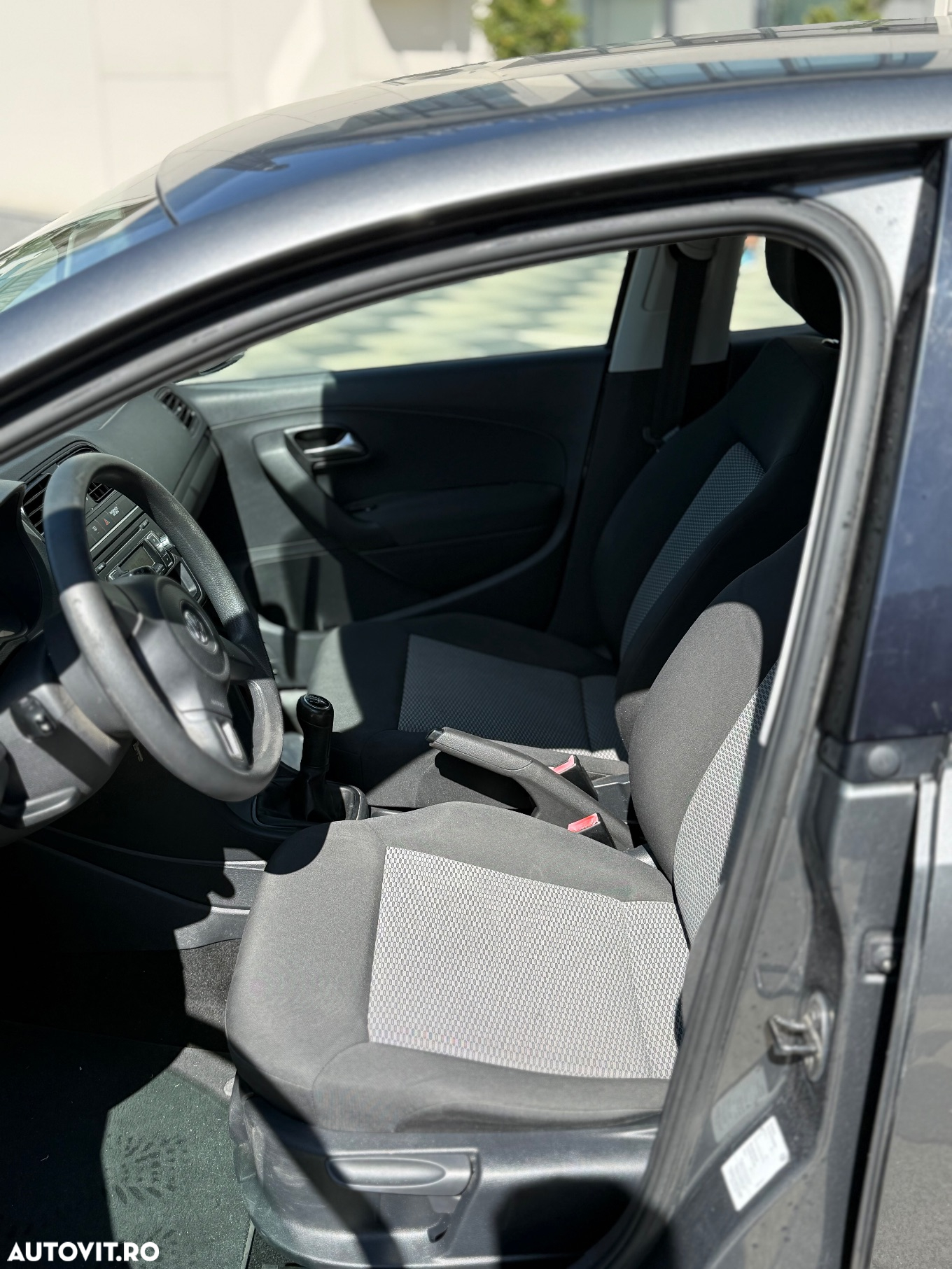 Volkswagen Polo 1.6 TDI Blue Motion Style - 10