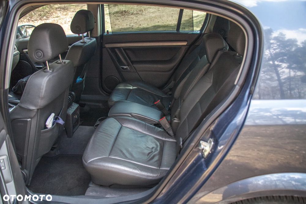 Opel Signum 2.0 T Sport - 25