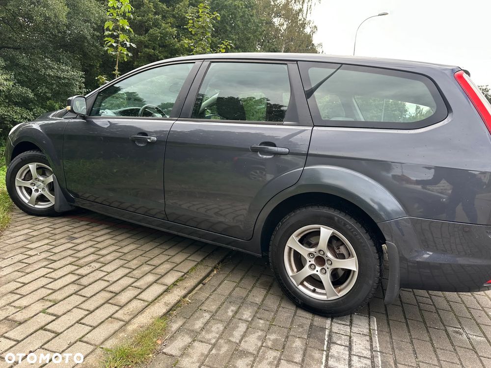 Ford Focus 1.8 Titanium - 5
