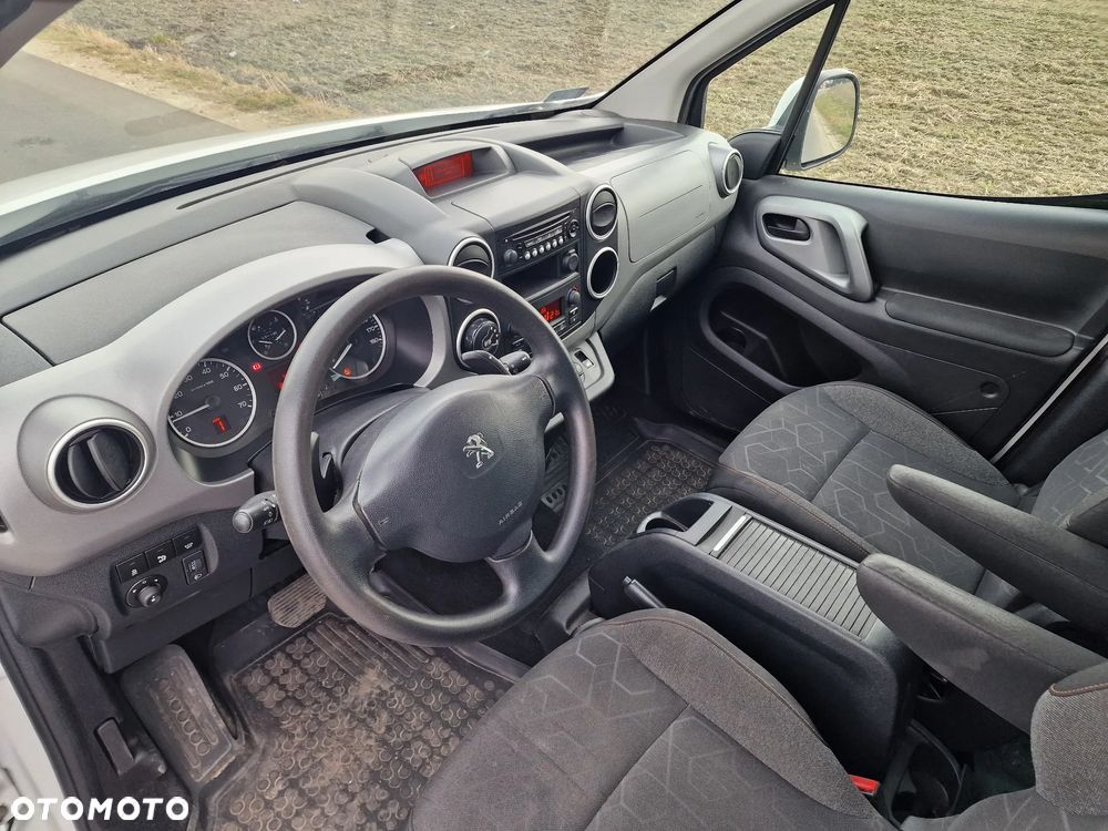 Peugeot Partner - 11