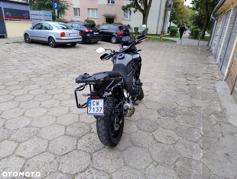 Honda CB - 11