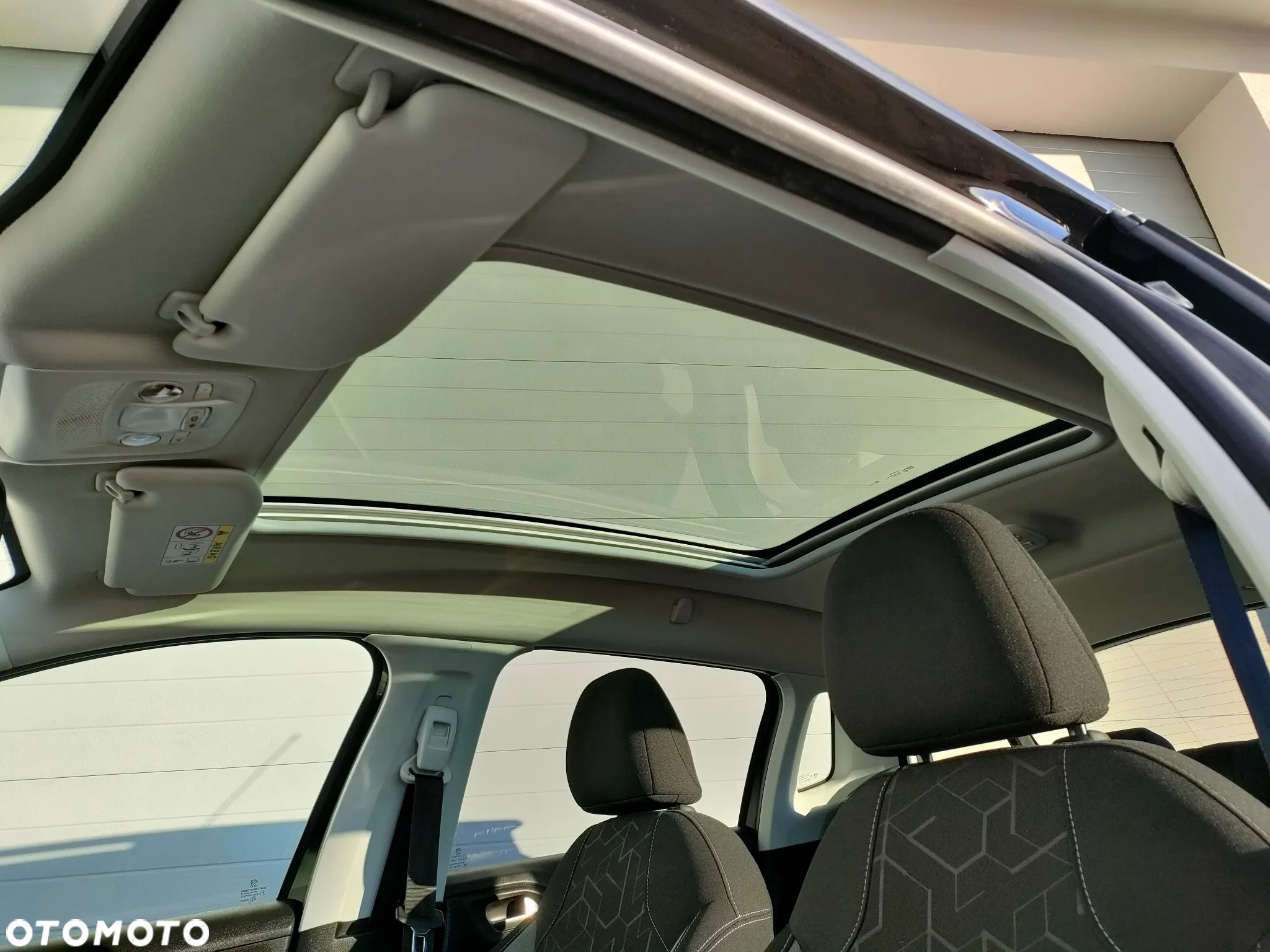Peugeot 2008 1.2 Pure Tech Style - 13