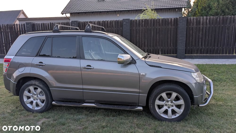 Suzuki Grand Vitara 2.0 De Luxe - 4