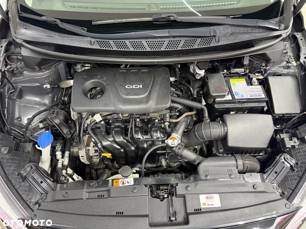 Kia Ceed 1.6 GDI M DCT - 32
