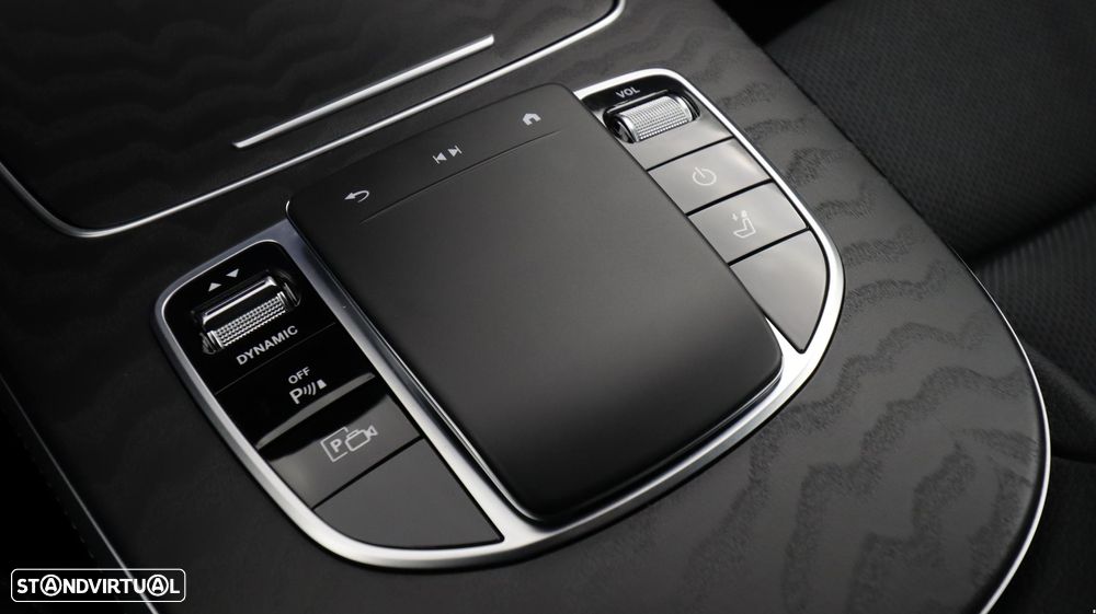 Mercedes-Benz E 300 de Avantgarde - 25