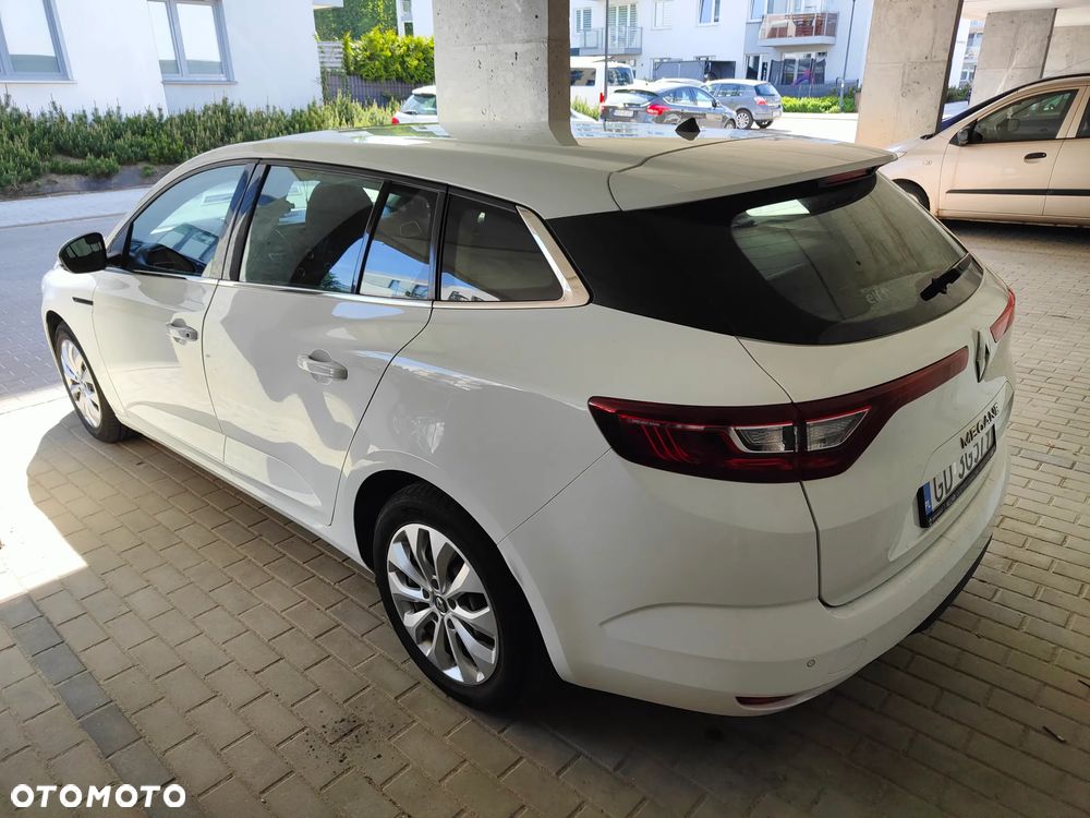 Renault Megane 1.6 SCe Life - 11