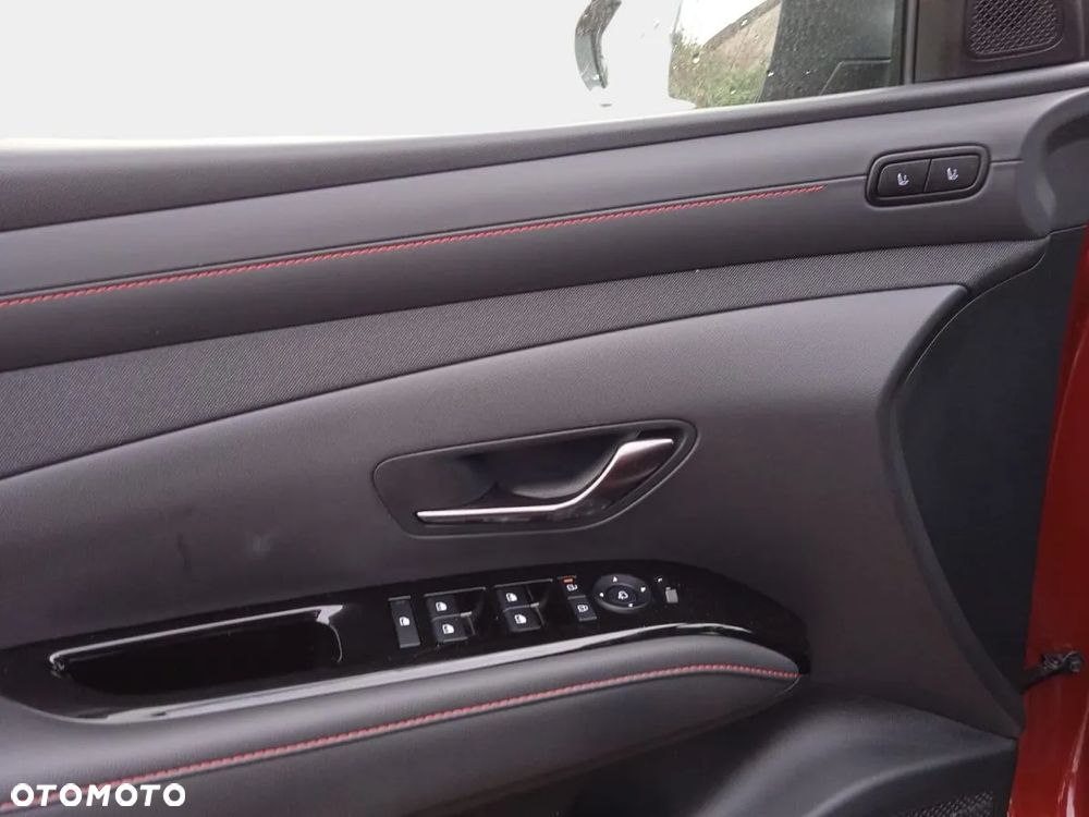 Hyundai Tucson 1.6 T-GDi HEV N-Line 2WD - 31