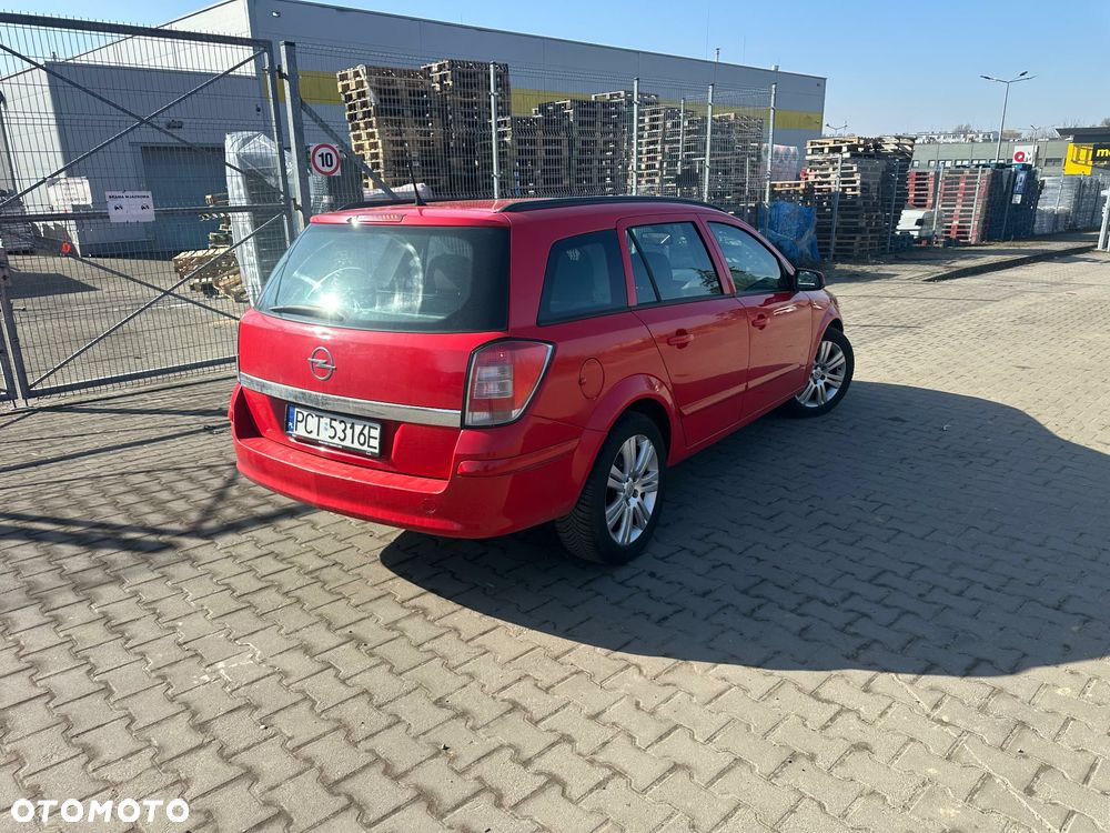Opel Astra 1.9 CDTI Cosmo - 3