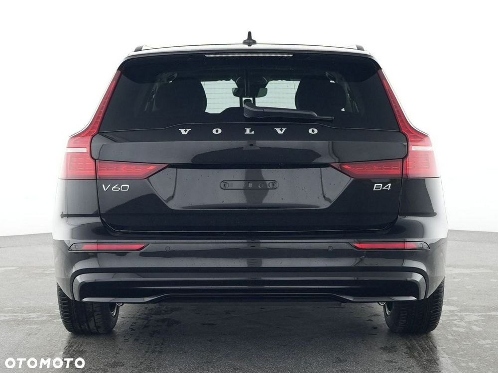 Volvo V60 B4 B Plus Dark - 3