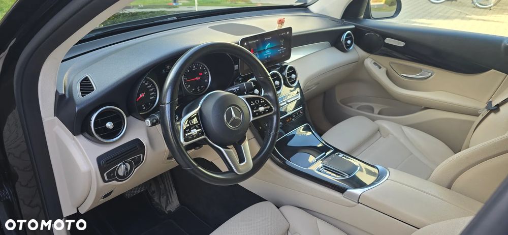 Mercedes-Benz GLC 200 d Business Edition - 2