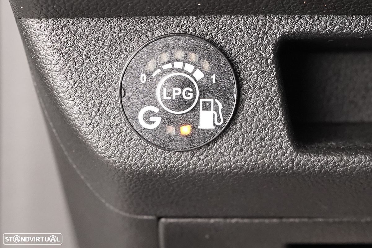 Renault Clio 1.0 TCe Techno Bi-Fuel - 21