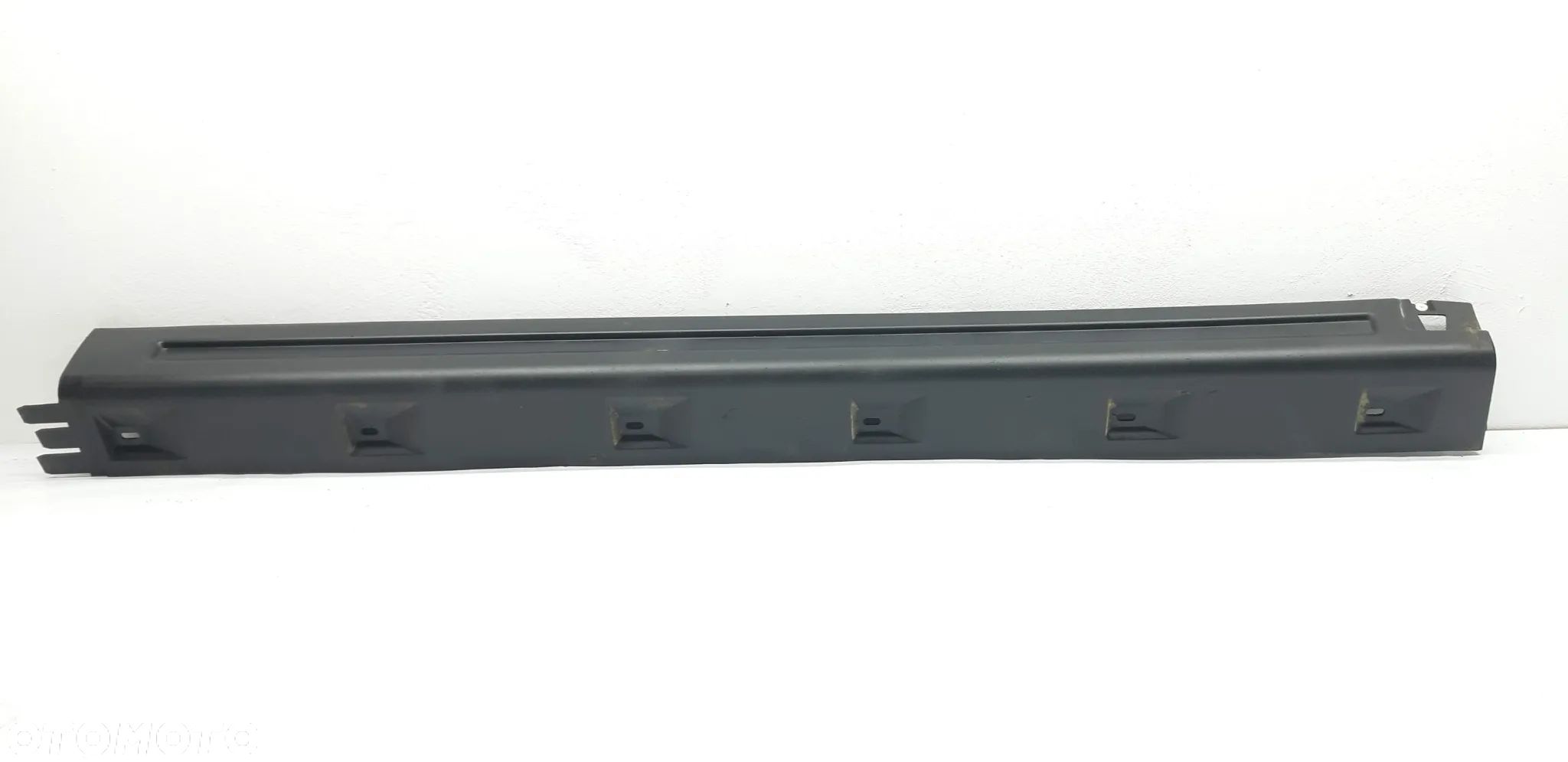 Listwa progowa nakładka Range Rover L320 Sport 4x4 3.0d V6 2010r - 1