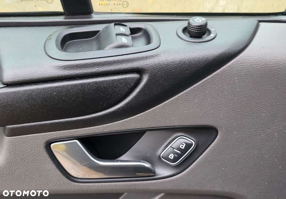 Ford Transit Custom - 12