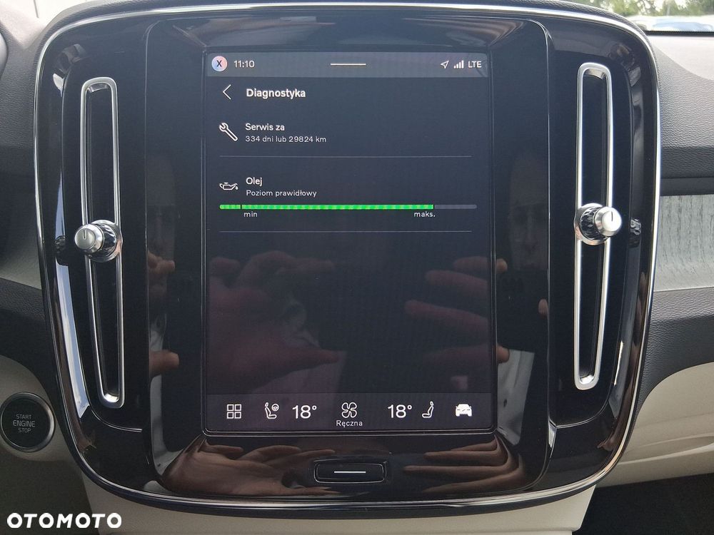 Volvo XC 40 - 25