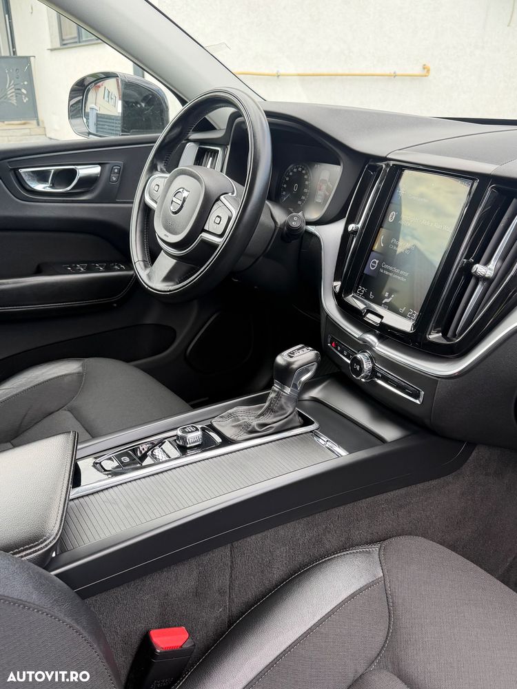 Volvo XC 60 T5 AWD Momentum - 16