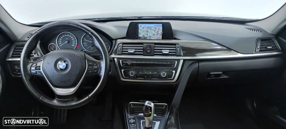 BMW 318 d Auto Line Luxury - 27