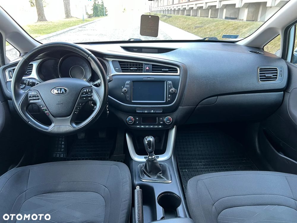 Kia Ceed 1.6 CRDi M - 16