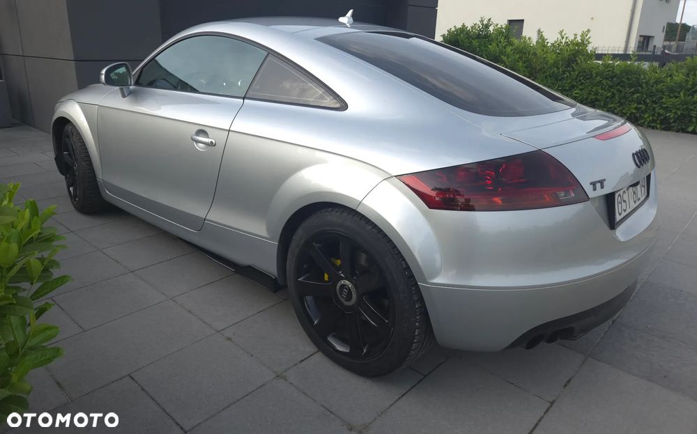 Audi TT Coupé - 5