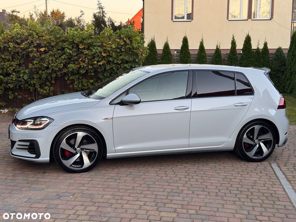 Volkswagen Golf GTI (BlueMotion Technology) - 5