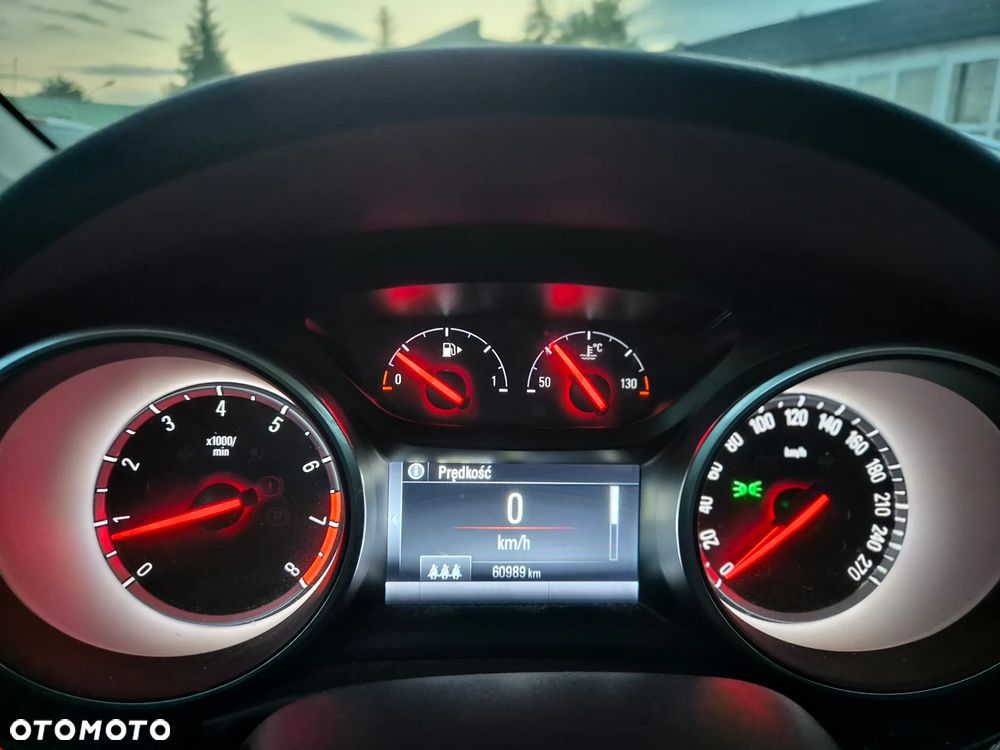 Opel Astra 1.4 Turbo Edition - 22