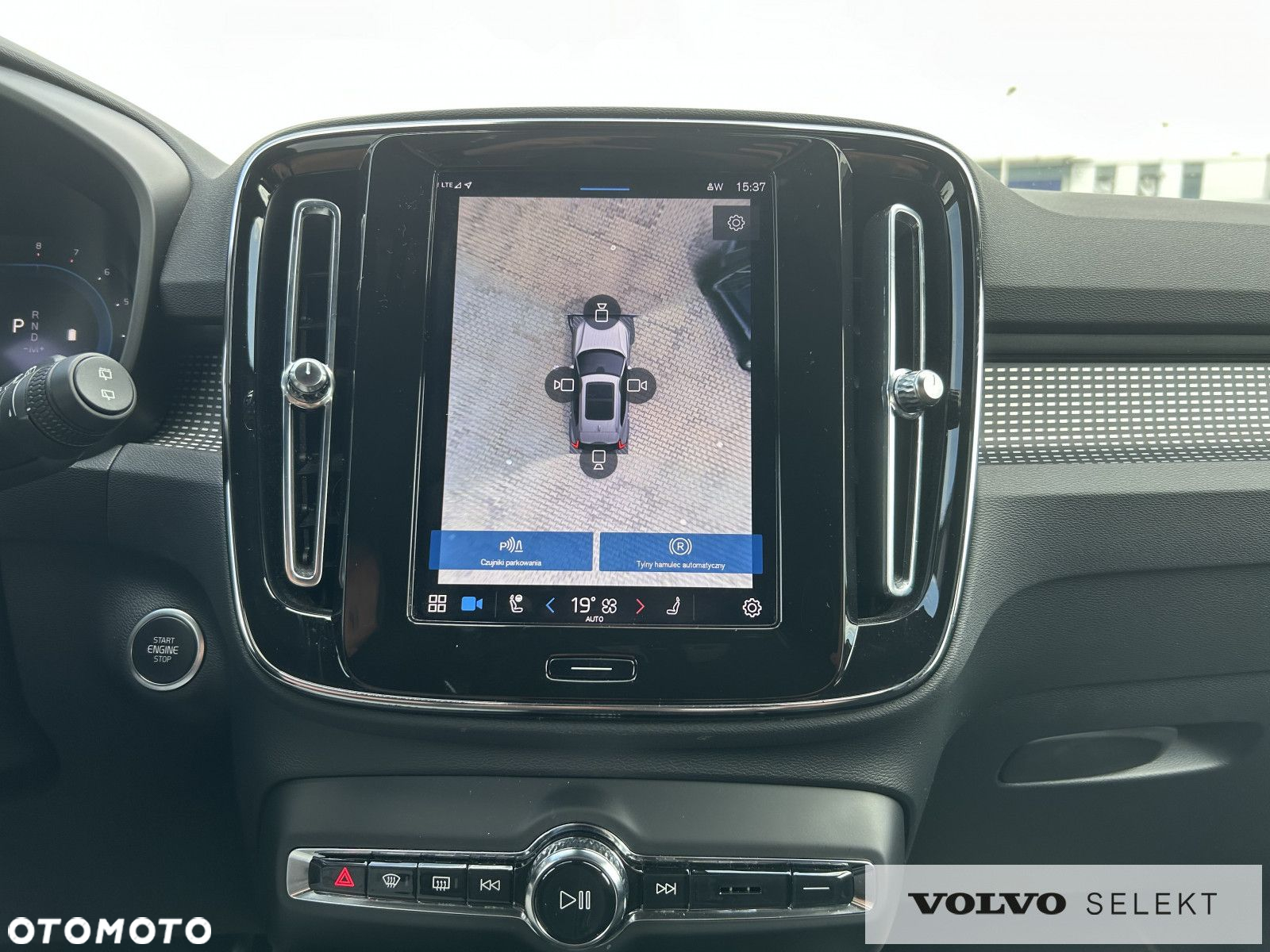 Volvo XC 40 - 14