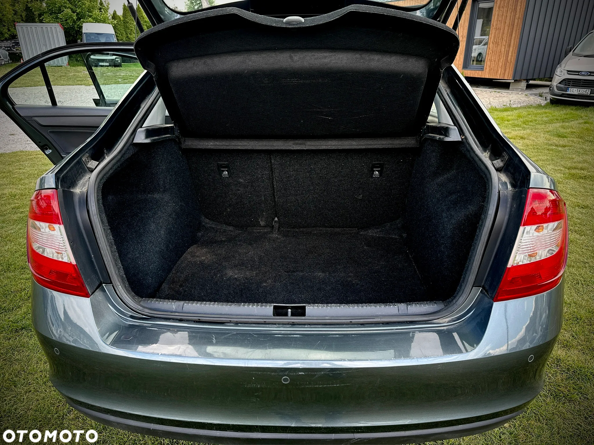 Skoda RAPID 1.4 TDI DPF Style - 38