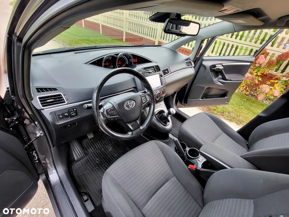 Toyota Verso - 9