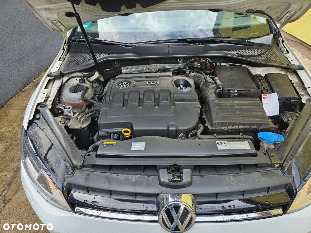 Volkswagen Golf 2.0 TDI BlueMotion Technology Allstar - 23