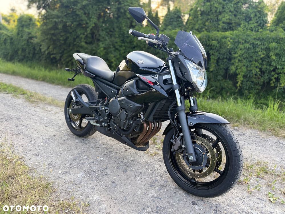 Yamaha XJ - 2