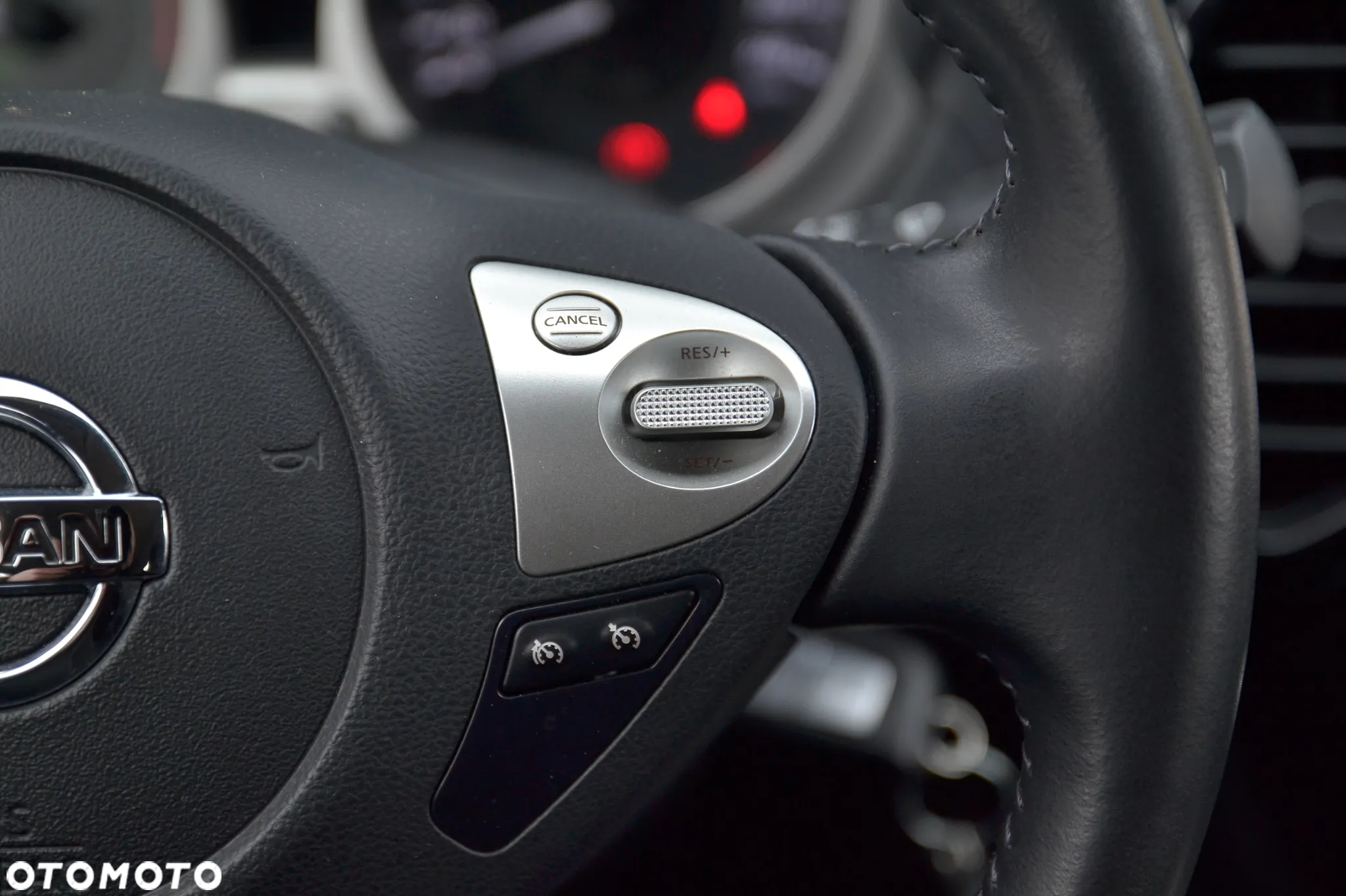 Nissan Juke 1.6 Tekna - 29