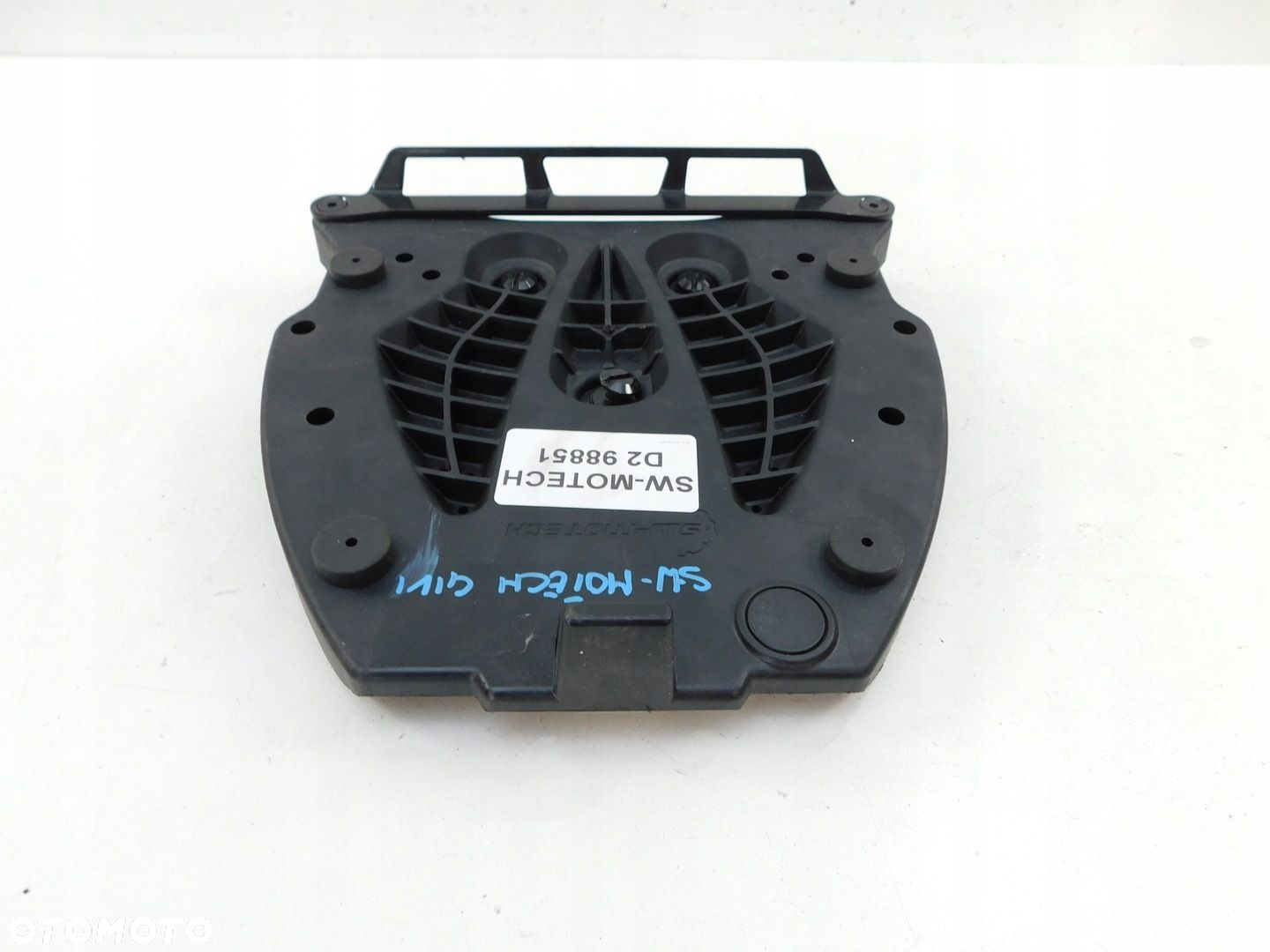 PŁYTA POD KUFER SW-MOTECH - 2