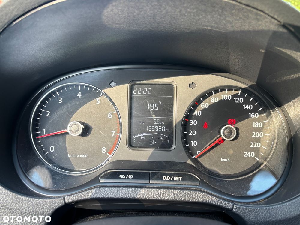 Volkswagen Polo - 10