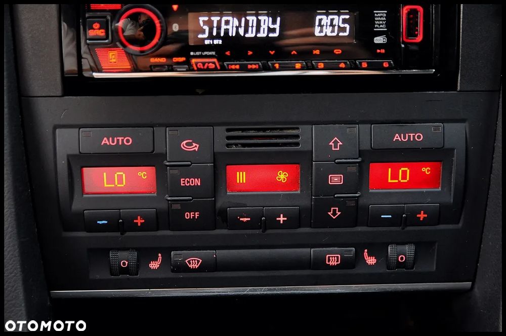 Audi A4 Avant - 6