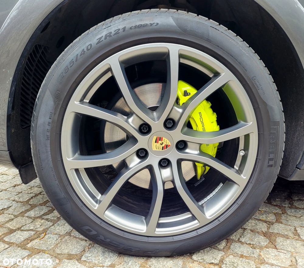Porsche Cayenne E-Hybrid - 20