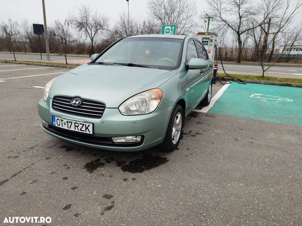 Hyundai Accent MC 1.5 CRDI GL - 1