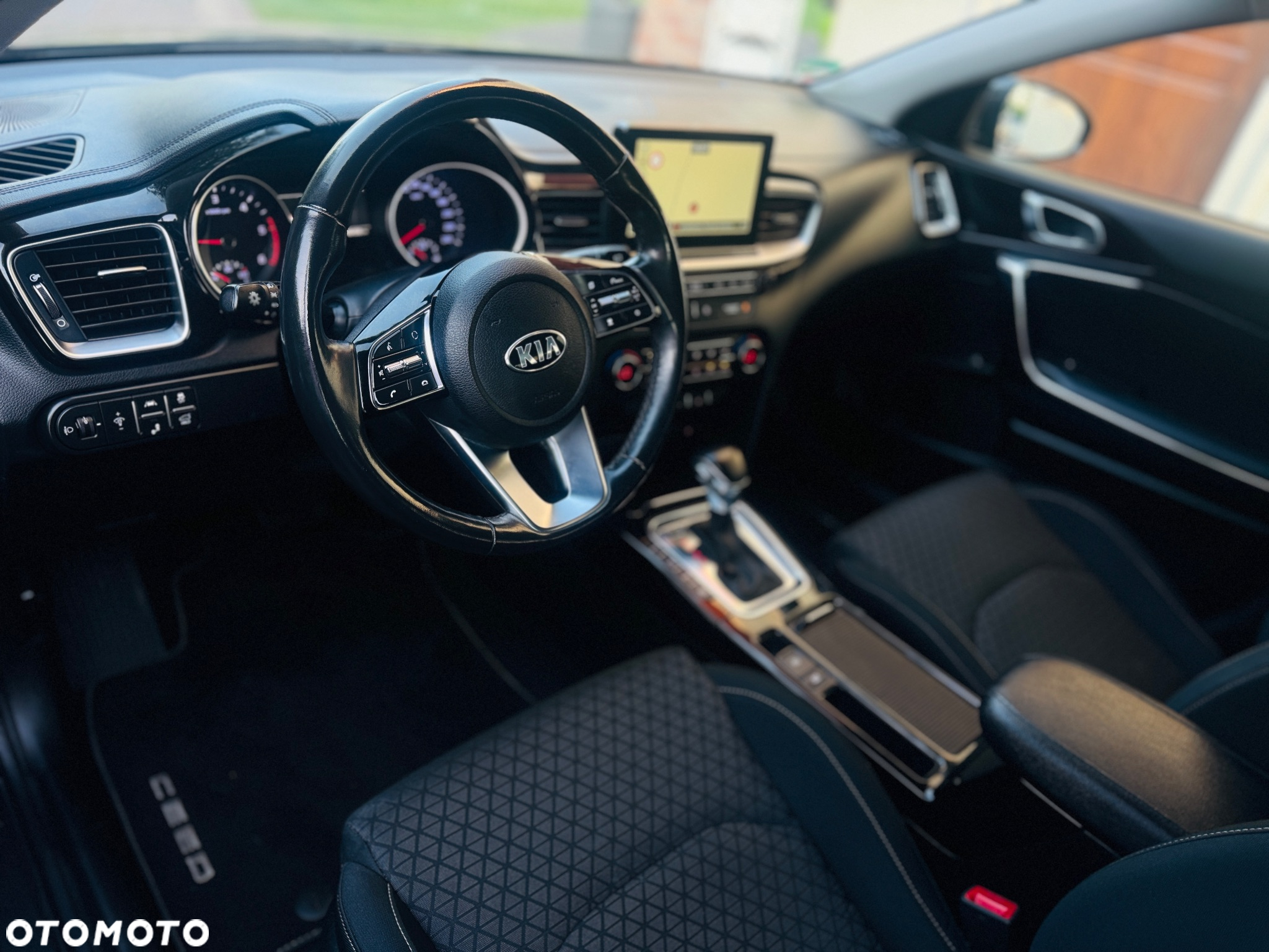 Kia Ceed SW 1.6 CRDi DCT Platinum Edition - 8