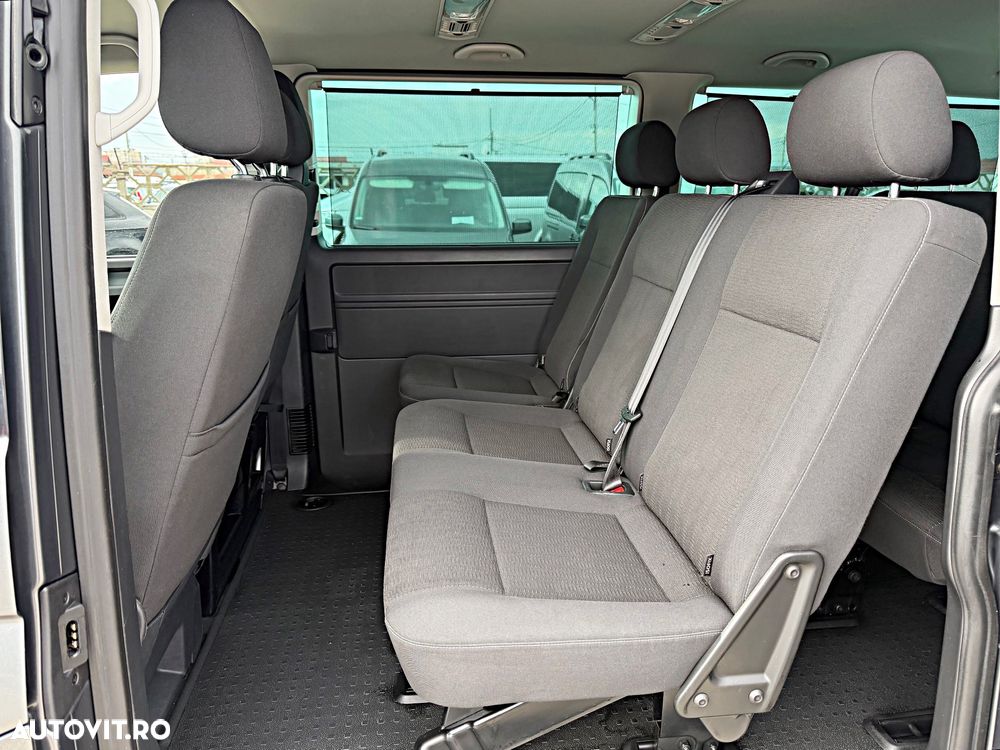 Volkswagen Caravelle - 23