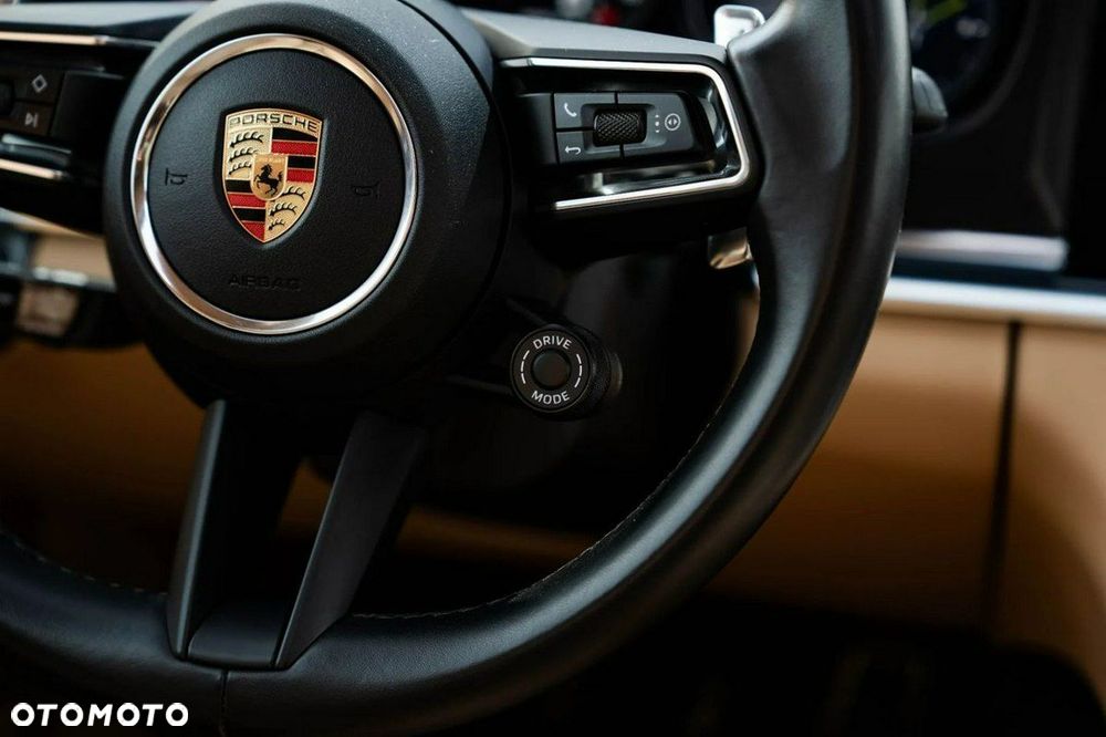Porsche Panamera 4 E-Hybrid Platinum Edition - 23
