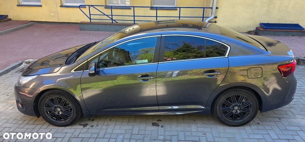 Toyota Avensis 2.0 D-4D Premium - 6