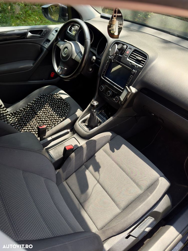 VOLKSWAGEN Golf 2010 — imagine 9